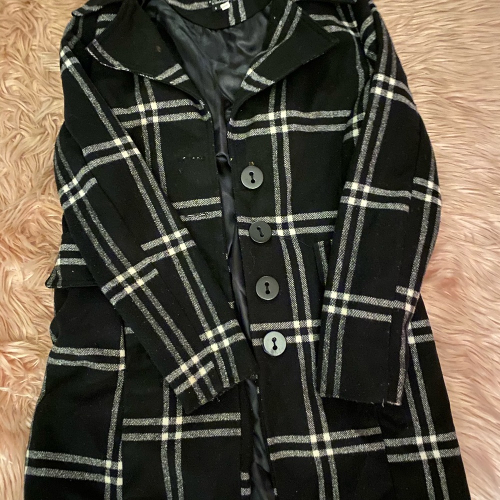 Coat - Picture 2 of 3